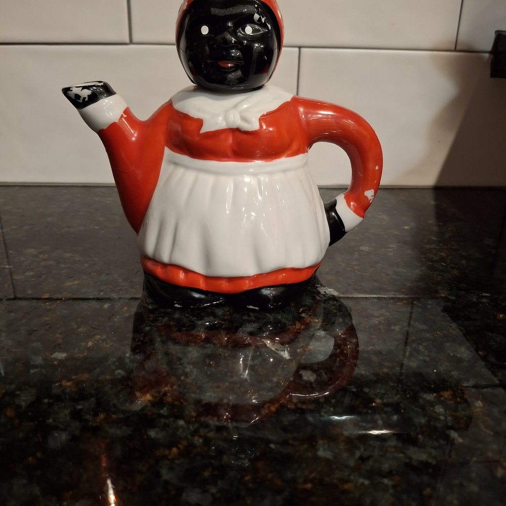 Vintage Ceramic Mammy Black American Teapot in Red and White